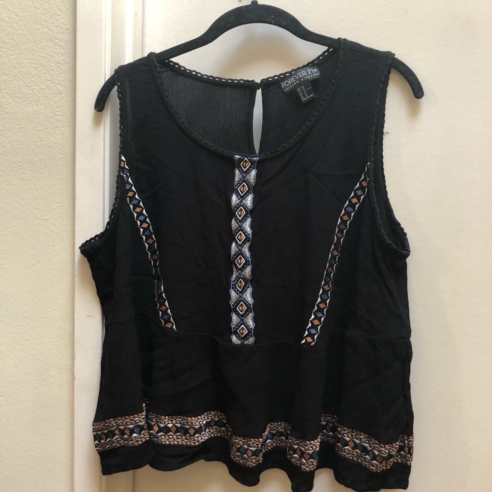 Used Foever 21 plus sleeveless blouse
